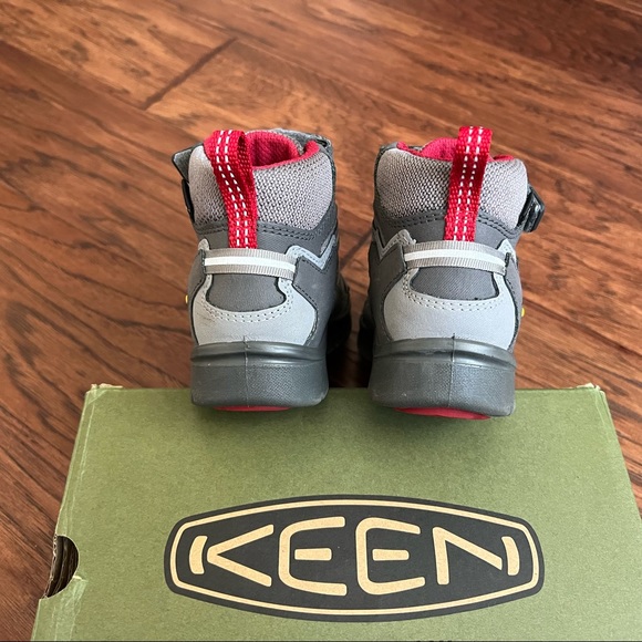 KEEN Hikeport II Sport Waterproof Boot. Size 10 - Picture 8 of 12
